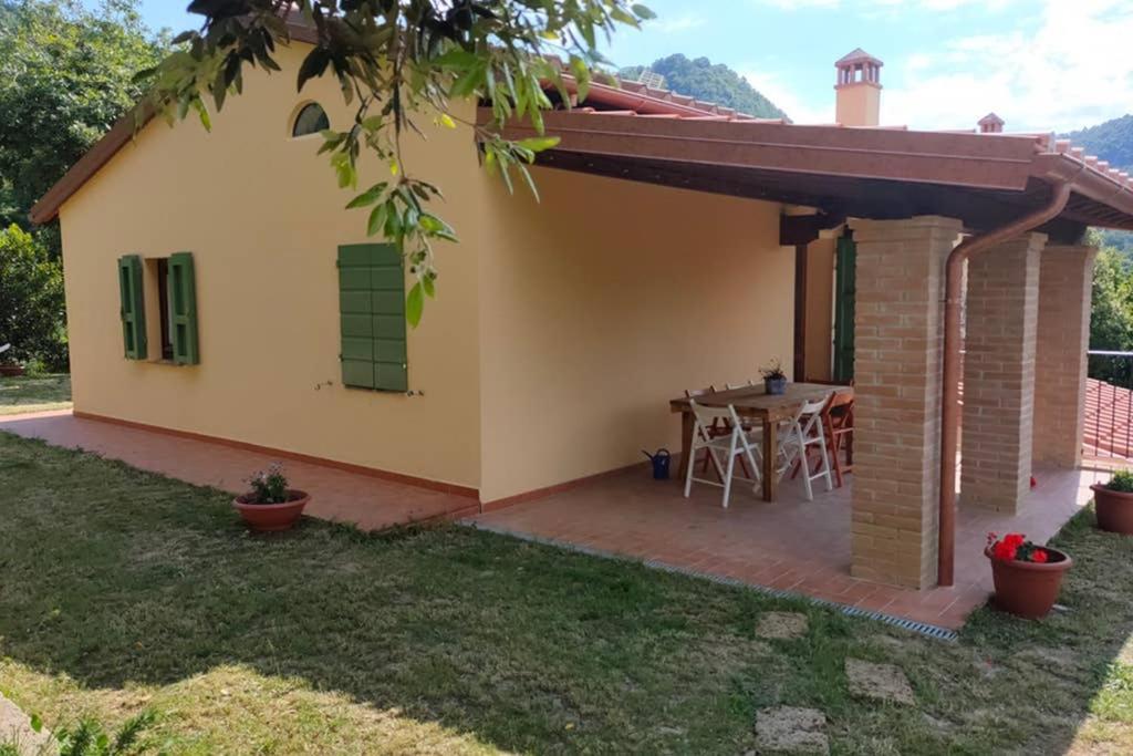 Villa Con Piscina 10 Posti Letto, L'Oliveta Di Rivalto Chianni Exteriör bild